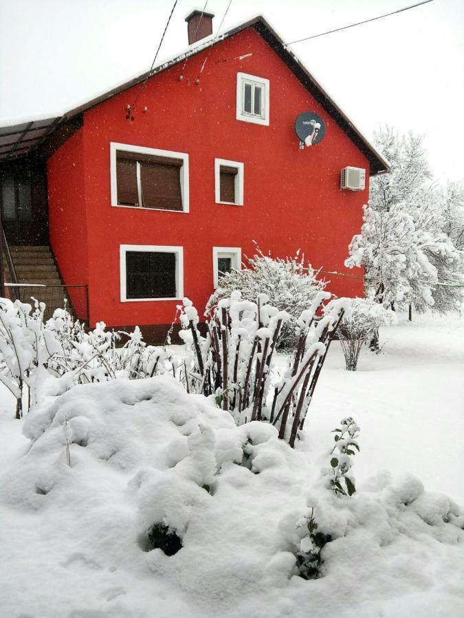 Holiday Home Modric Otocac Exterior photo